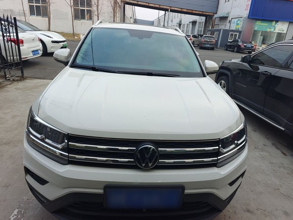Volkswagen Tharu 2021, 44800 км, за 15254 USD