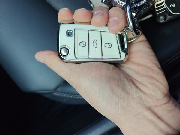 Volkswagen Tharu 2021, 44800 км, за 15254 USD - фото 12