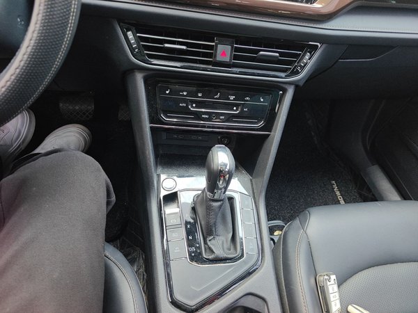 Volkswagen Tharu 2021, 44800 км, за 15254 USD - фото 17