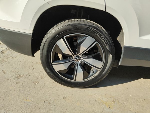 Volkswagen Tharu 2021, 48200 км, за 14515 USD - фото 25