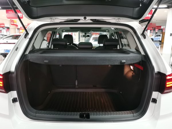 Volkswagen Tharu 2021, 54100 км, за 15288 USD - фото 22