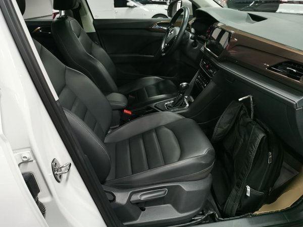 Volkswagen Tharu 2021, 54100 км, за 15288 USD - фото 23