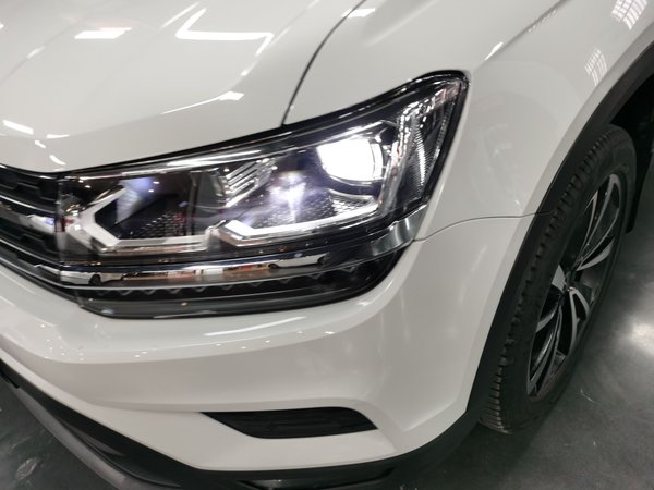 Volkswagen Tharu 2021, 54100 км, за 15288 USD - фото 9