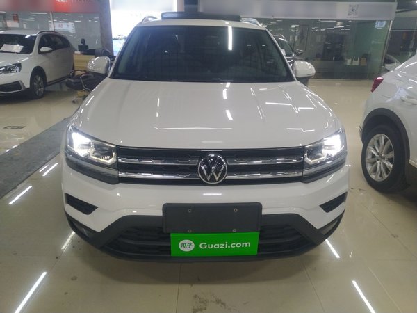 Volkswagen Tharu 2021 280TSI Two-Wheel-Drive Luxury Plus Edition, 2021 года