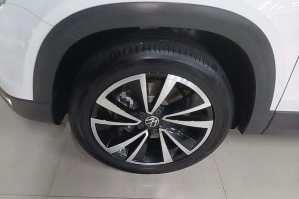 Volkswagen Tharu 2021, 86400 км, за 13757 USD - фото 8