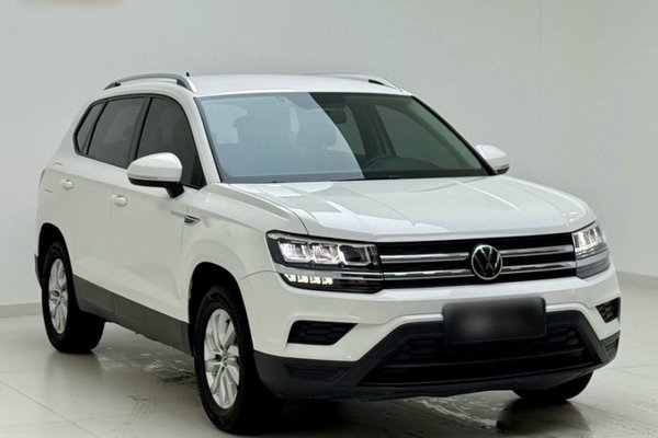 Volkswagen Tharu 2021, 92500 км, за 11938 USD