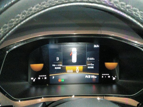 Volkswagen Tharu 2022 280TSI Two-Wheel-Drive Luxury Edition, 2022 года