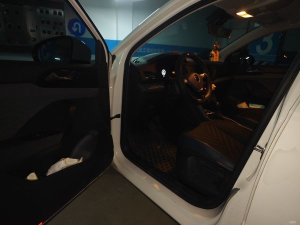 Volkswagen Tharu 2022, 45800 км, за 12308 USD - фото 17