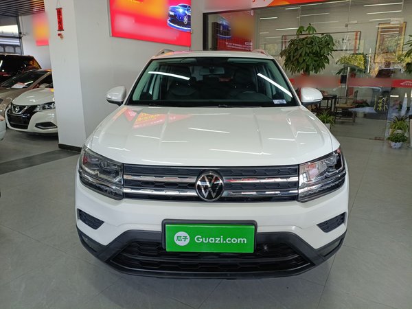 Volkswagen Tharu 2022 280TSI Two-Wheel-Drive Luxury Edition, 2022 года