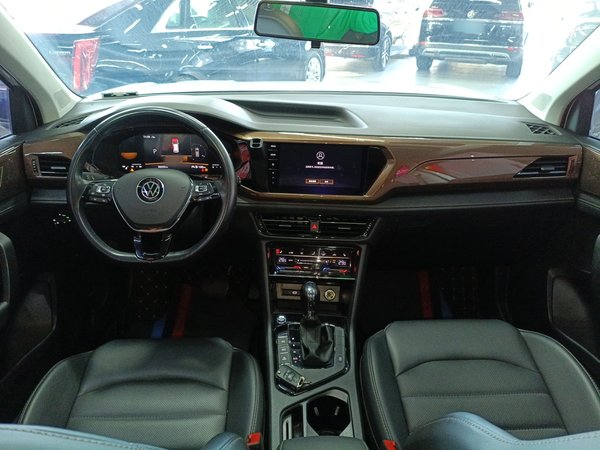 Volkswagen Tharu 2022, 56500 км, за 16991 USD - фото 20