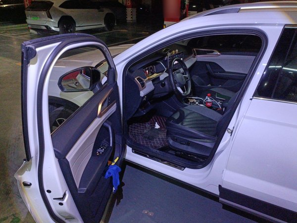 Volkswagen Tharu 2023, 23600 км, за 18416 USD - фото 16