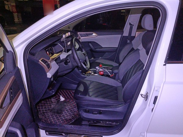 Volkswagen Tharu 2023, 23600 км, за 18416 USD - фото 11