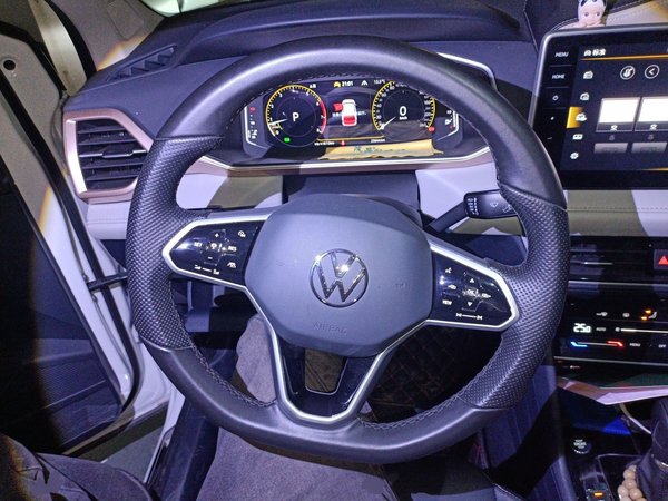 Volkswagen Tharu 2023, 23600 км, за 18416 USD - фото 9