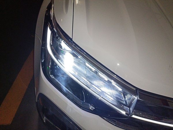 Volkswagen Tharu 2023, 23600 км, за 18416 USD - фото 6