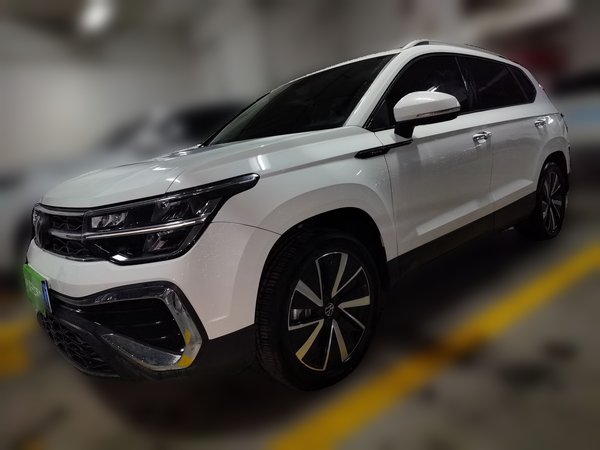 Volkswagen Tharu 2023, 23900 км, за 15029 USD