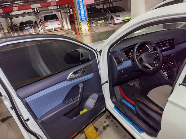 Volkswagen Tharu 2023, 23900 км, за 15029 USD - фото 20