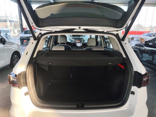 Volkswagen Tharu 2024, 6700 км, за 17232 USD - фото 22