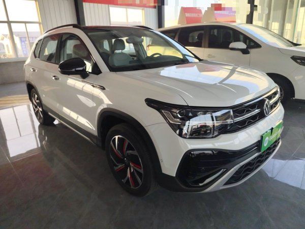 Volkswagen Tharu 2024 300TSI Two-Wheel-Drive Moon Luxury Edition, 2024 года