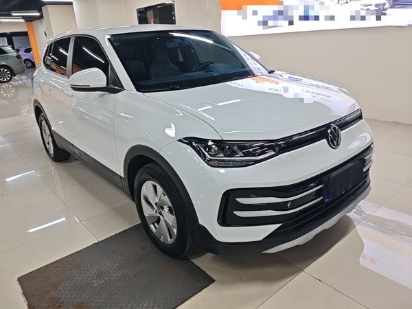 Volkswagen Tharu 2025, 19700 км, за 12481 USD