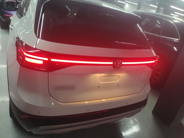 Volkswagen Tharu 2025, 5100 км, за 15596 USD