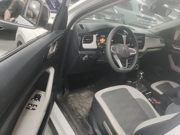 Volkswagen Tharu 2025, 5100 км, за 15596 USD - фото 19
