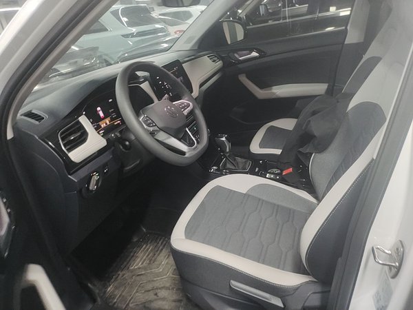 Volkswagen Tharu 2025, 5100 км, за 15596 USD - фото 18