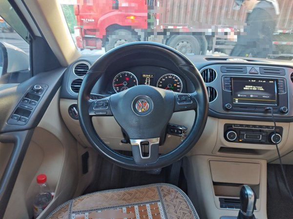 Volkswagen Tiguan 2012 1.8TSI Automatic All-Wheel Drive Elite Edition, 2012 года