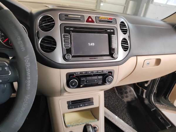 Volkswagen Tiguan 2012, 243000 км, за 4899 USD - фото 12