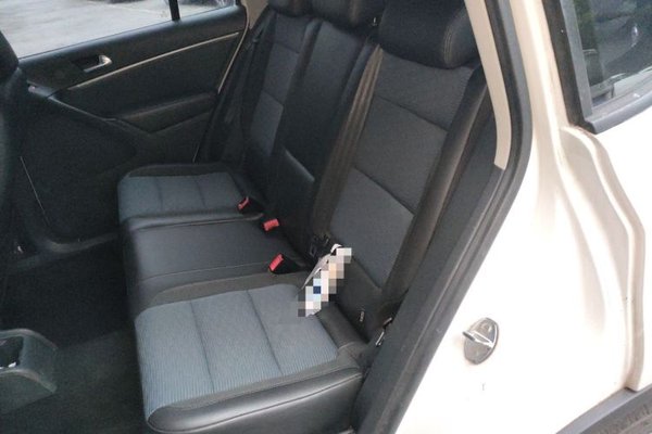 Volkswagen Tiguan 2013, 157800 км, за 4029 USD - фото 17
