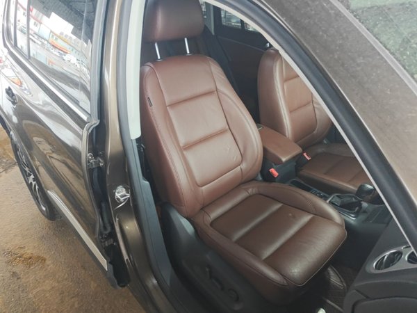 Volkswagen Tiguan 2013, 82300 км, за 6686 USD - фото 23