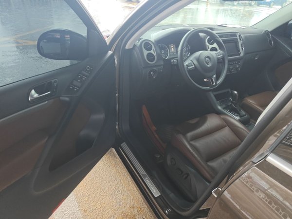 Volkswagen Tiguan 2013, 82300 км, за 6686 USD - фото 19