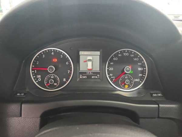 Volkswagen Tiguan 2013, 82300 км, за 6686 USD - фото 15