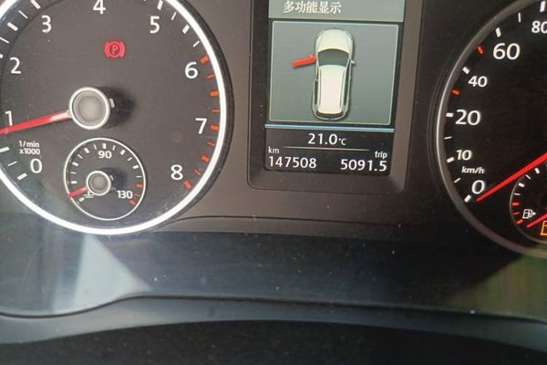 Volkswagen Tiguan 2013, 147500 км, за 5003 USD - фото 12