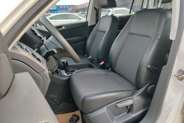 Volkswagen Tiguan 2013, 153600 км, за 5882 USD - фото 17