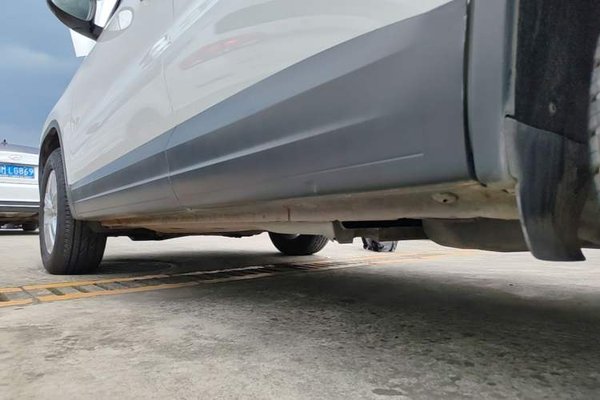 Volkswagen Tiguan 2013, 153600 км, за 5882 USD - фото 25