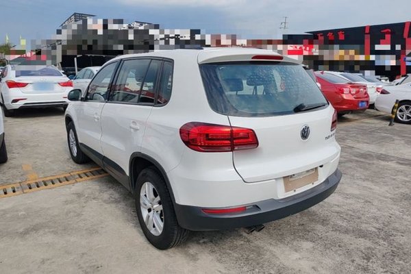 Volkswagen Tiguan 2013, 153600 км, за 5882 USD
