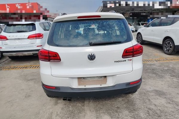 Volkswagen Tiguan 2013, 153600 км, за 5882 USD