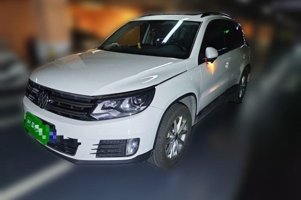 Volkswagen Tiguan · 2013 год