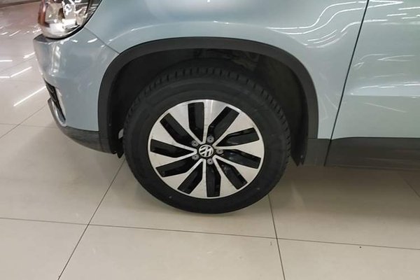 Volkswagen Tiguan 2015, за 6893 USD - фото 15