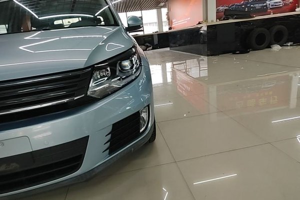 Volkswagen Tiguan 2015, за 6893 USD - фото 9