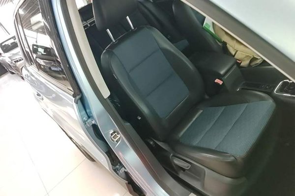 Volkswagen Tiguan 2015, за 6893 USD - фото 28