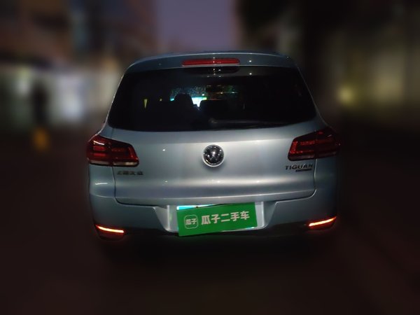 Volkswagen Tiguan 2015, 82899 км, за 5846 USD