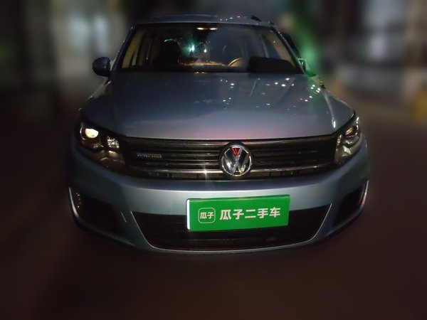 Volkswagen Tiguan 2015, 82899 км, за 5846 USD