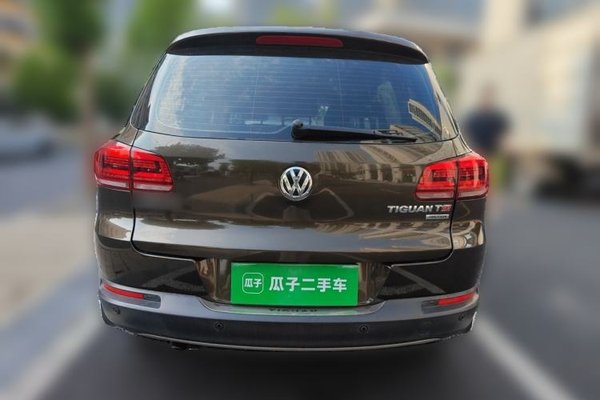 Volkswagen Tiguan 2015, 105600 км, за 7528 USD