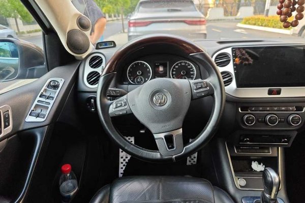 Volkswagen Tiguan 2015, 105600 км, за 7528 USD - фото 7