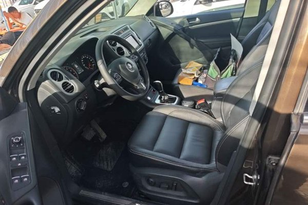 Volkswagen Tiguan 2015, 114000 км, за 8490 USD - фото 17