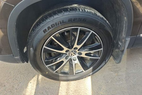 Volkswagen Tiguan 2015, 114000 км, за 8490 USD - фото 10