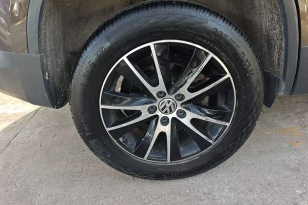 Volkswagen Tiguan 2015, 114000 км, за 8490 USD - фото 11