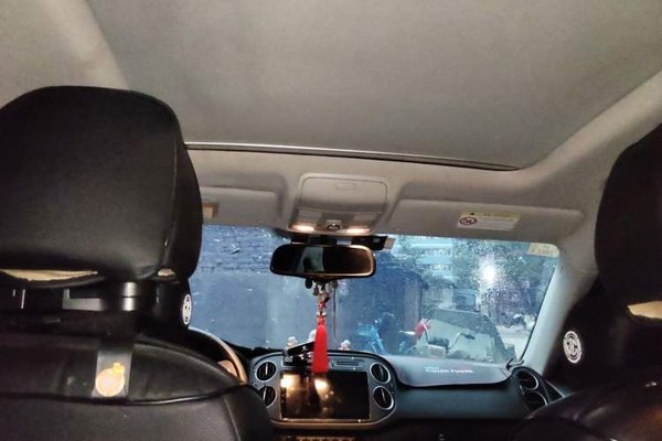 Volkswagen Tiguan 2015, 130700 км, за 6179 USD - фото 19