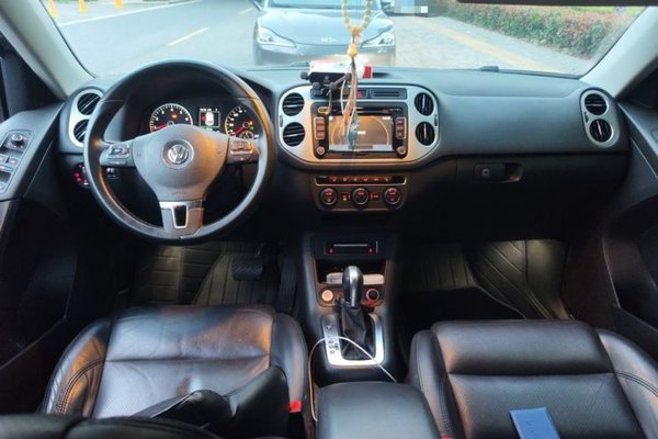 Volkswagen Tiguan 2015, 141700 км, за 5708 USD - фото 10
